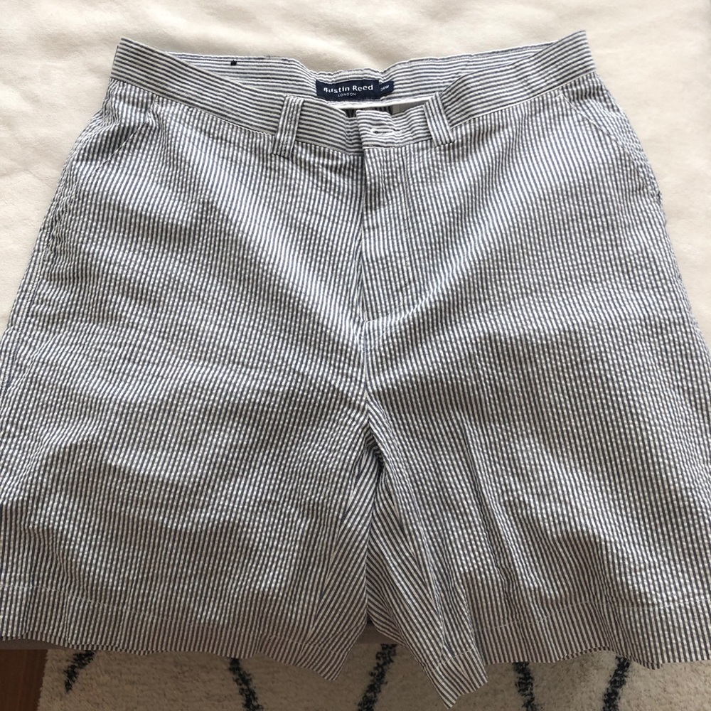 Austin Reed shorts seer sucker - Picture 4 of 5